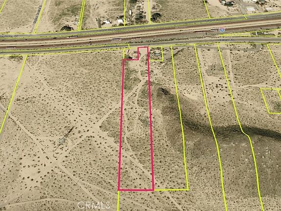 3rd image of 35125 Yermo Rd