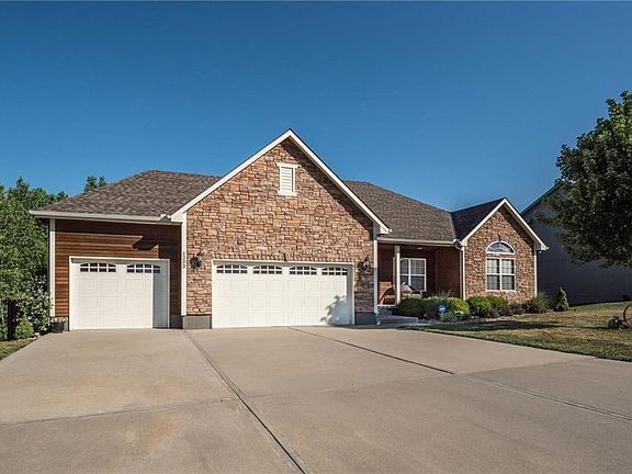 1203 Ridge Tree lane Pleasant Hill MO 64080