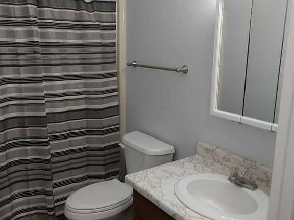 4th image of 501 S 1st Ave APT 16