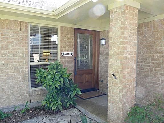 3rd image of 13031 Chandler Dr