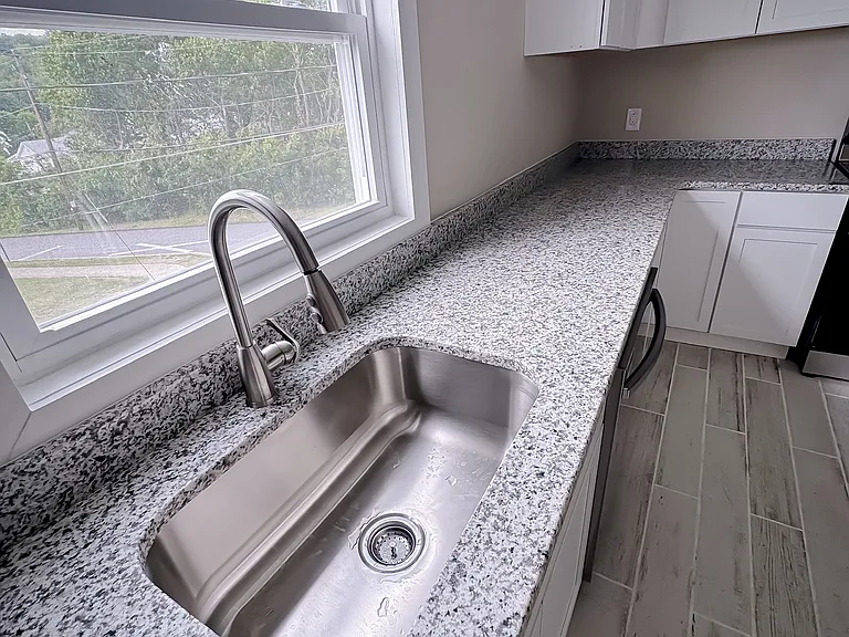 181 Pine St #2 — Photo 3