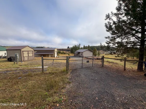 366 Pine St, Plummer, ID 83851