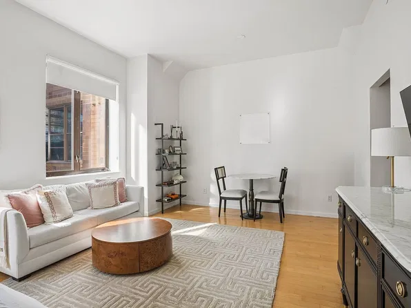 20 West St APT 4A, New York, NY 10004