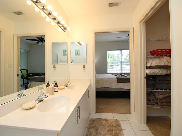 519 Roma Ct #3208 — Photo 37