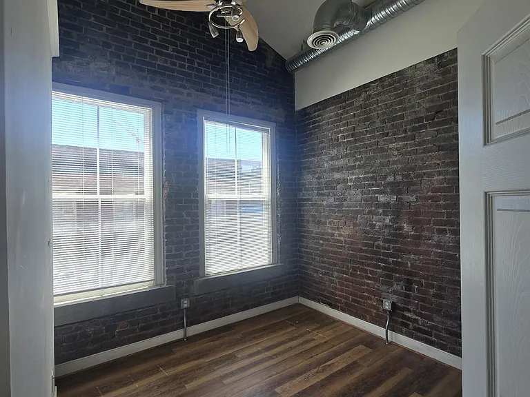 302 Goshen St #2001 — Photo 6