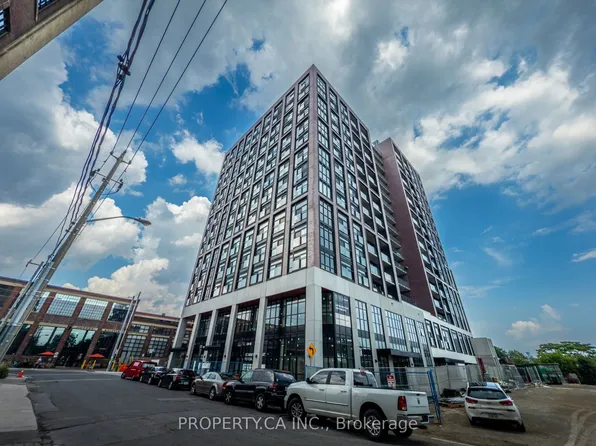 181 Sterling Rd #1408, Toronto, ON M6R 0B2