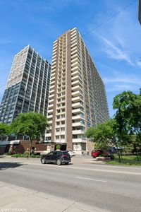 6157 N Sheridan Rd APT 7H, Chicago, IL, 60660