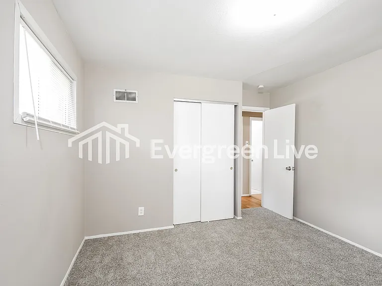1710 Patterson Rd — Photo 11