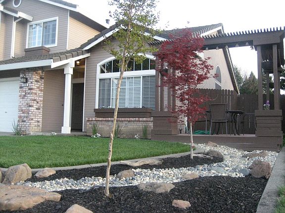2nd image of 748 Syracuse Dr