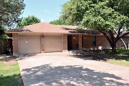 1804 Dixie Ln Photo 1