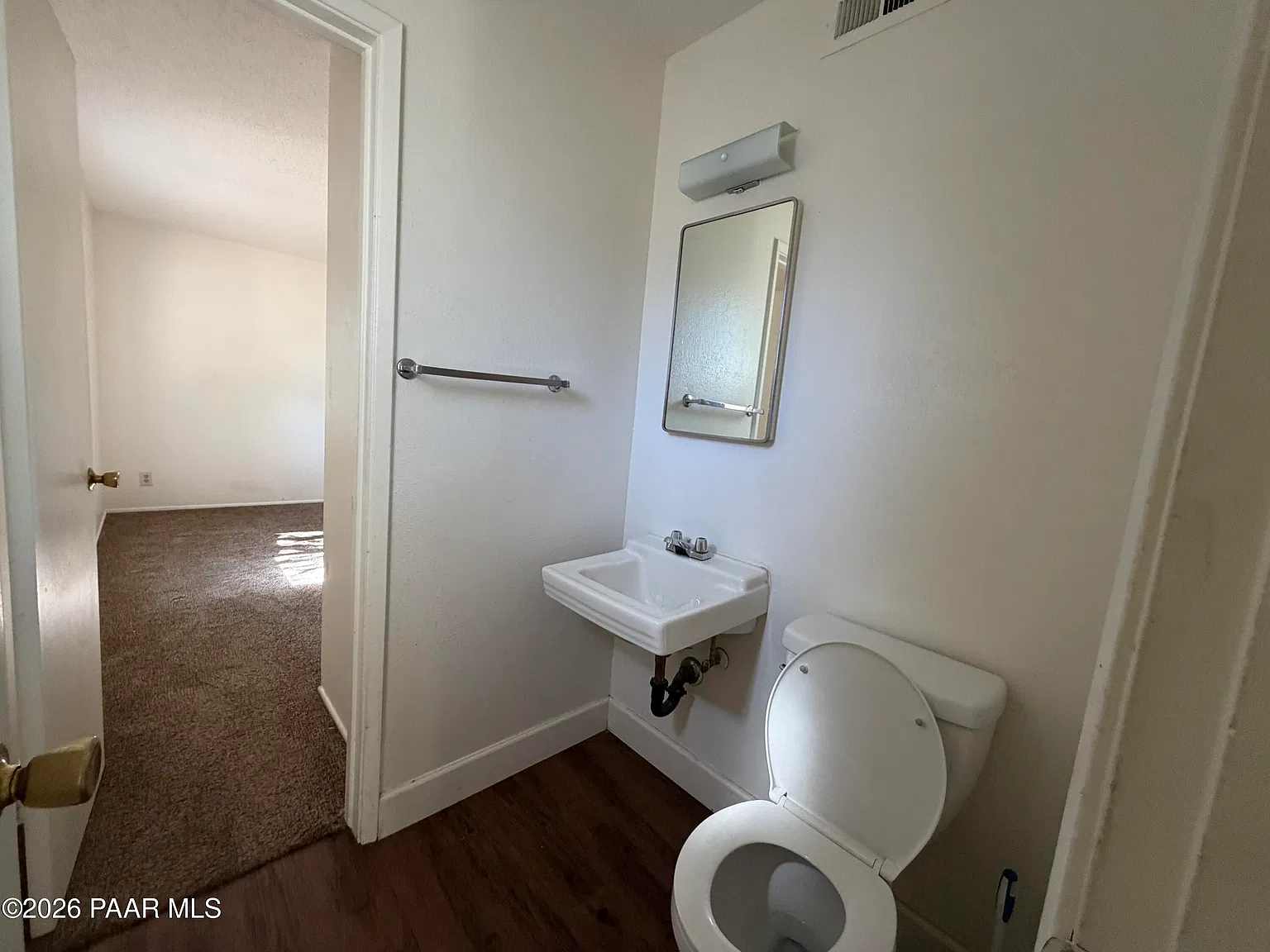3 bed, 1.5 bath, 960 sqft, $1,950 — Photo 4