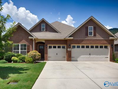 2952 Magnolia Park Dr SE, Owens Cross Roads, AL, 35763