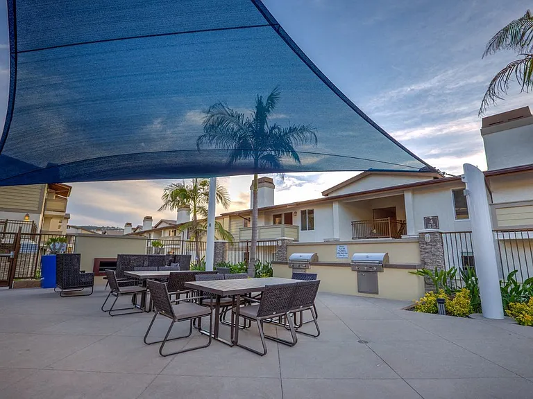 The Vista at Laguna — Photo 9