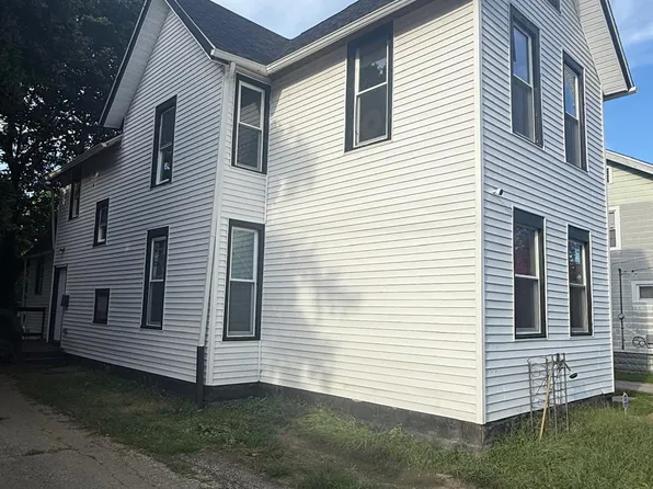 3202 Bradwell Ave #2, Cleveland, OH 44109