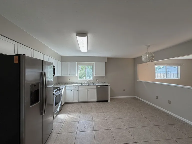 232 Babson Dr — Photo 3