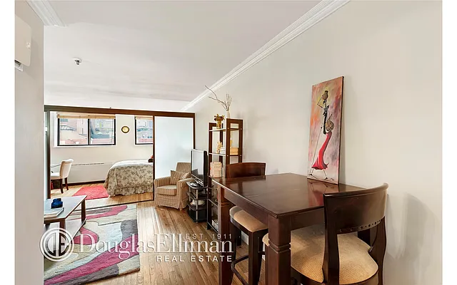 Rented by Douglas Elliman | media 7