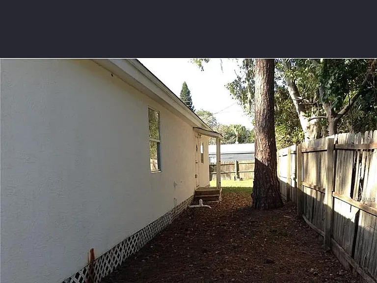 501 Orange Grove Ave S — Photo 20