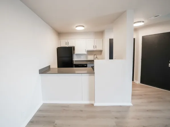 Ascent at Autumn Glen