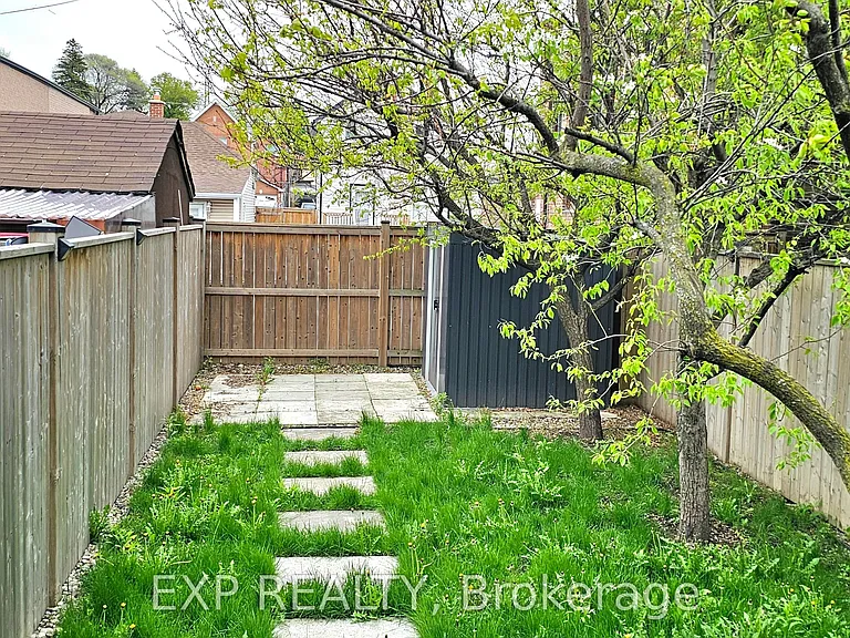 215A Chambers Ave — Photo 24
