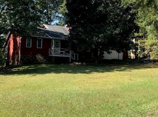 27 Fairway Ln, Sanford, NC 27332