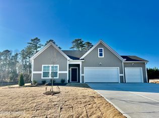 141 Enfield Dr, Carthage, NC 28327