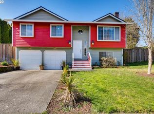 16734 SE Naegeli Dr, Portland, OR 97236