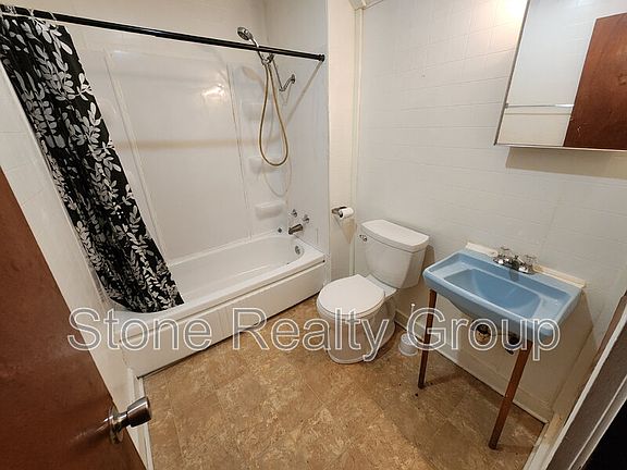 3rd image of 1335 Grand Ave Unit A