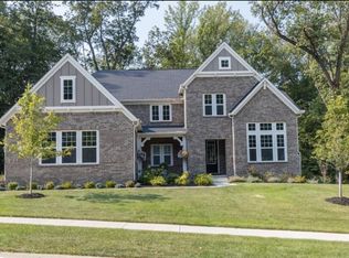 5146 Oak Ridge Trl, Columbus, IN 47201