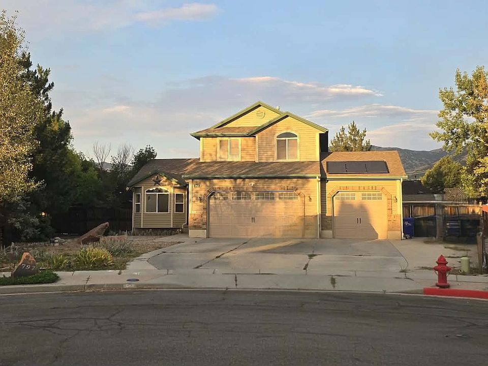 1st image of 797 Middle Canyon Ct