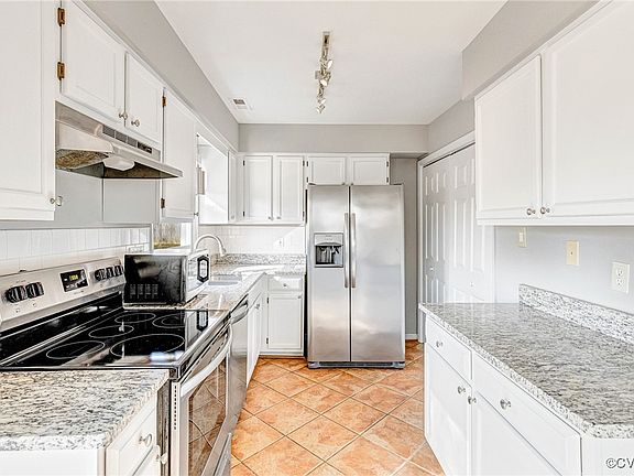 5th image of 7502 Wentworth Ave