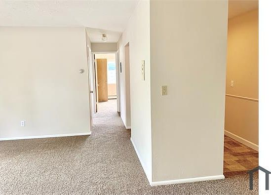 1st image of 920 Kingsway Dr APT 3D