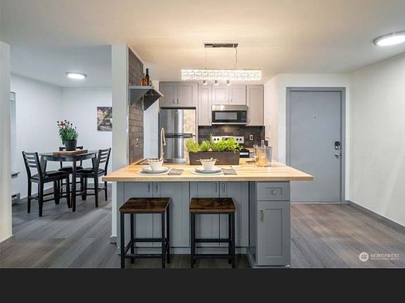 3rd image of 17535 150th Ct SE Unit N9