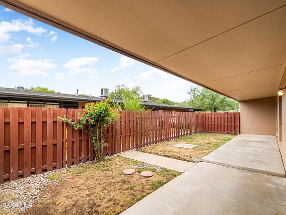 2nd image of 340 Country Club Cir #2