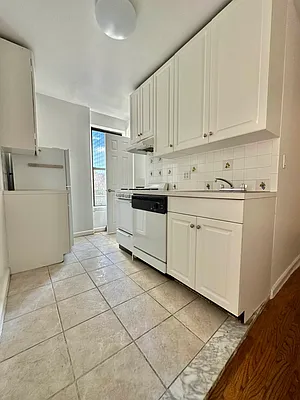 Rented by Corcoran | media 2