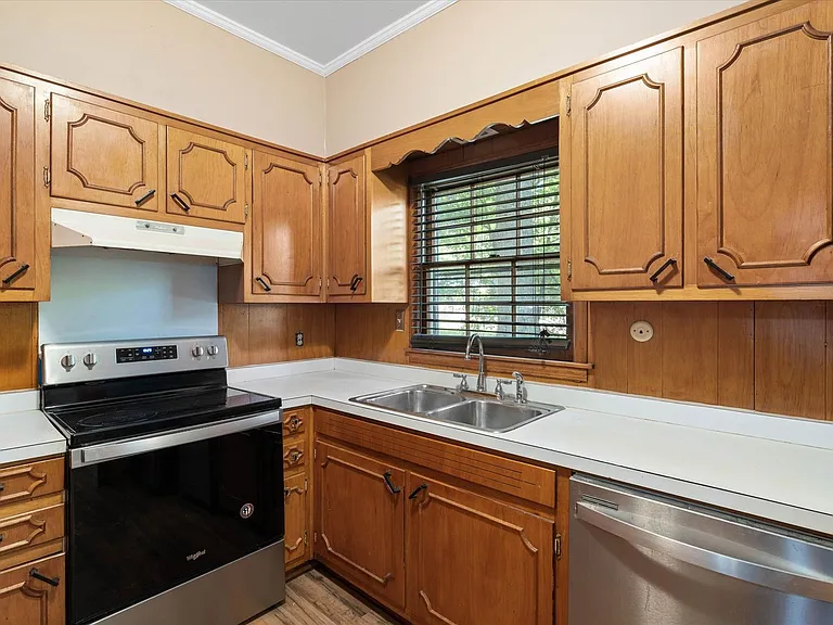 2825B Cottage Hill Rd — Photo 5