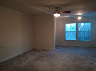 18213 Bridle Club Dr, Tampa, FL 33647