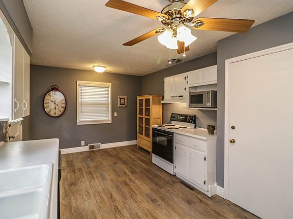 4th image of 4023 Marinda St