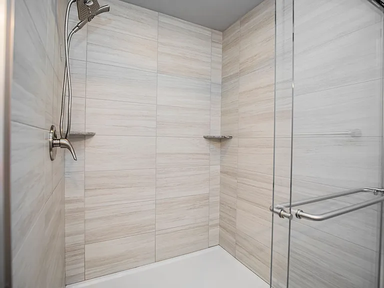 870 Bob Glen Cir — Photo 15