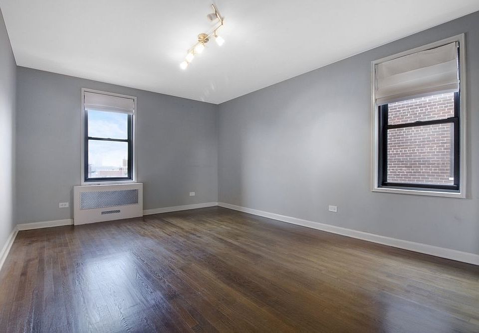 2nd image of 530 W 236th St APT 5E