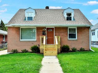 1607 Brookside Ave, Waukegan, IL 60085