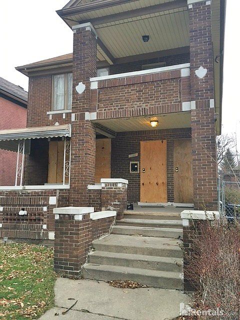 1st image of 2268 Blaine St