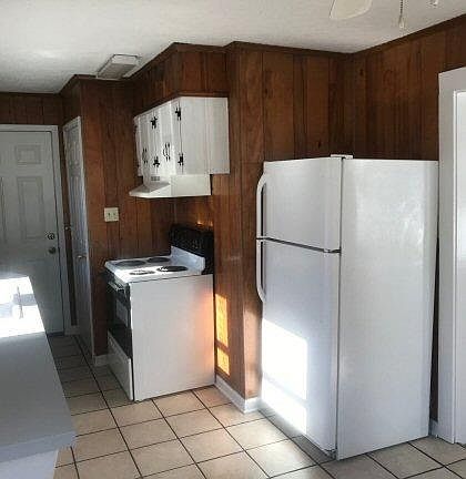 3rd image of 109 Hillcrest Ave