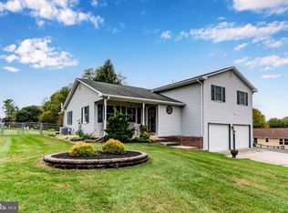 308 Shughart Ave, Boiling Springs, PA 17007