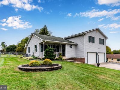 308 Shughart Ave, Boiling Springs, PA, 17007