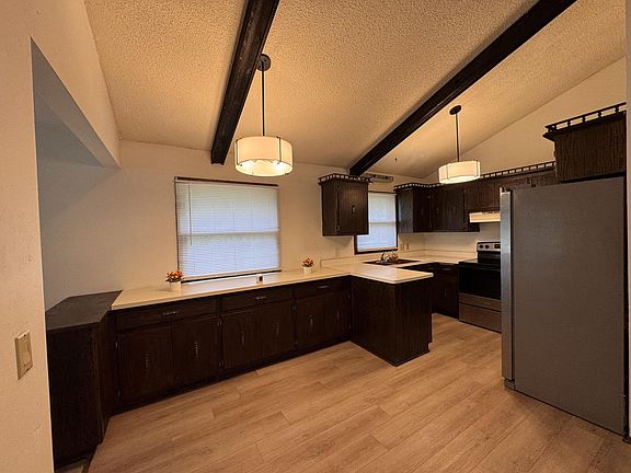 4th image of 2330 S Brookside PARKWAY