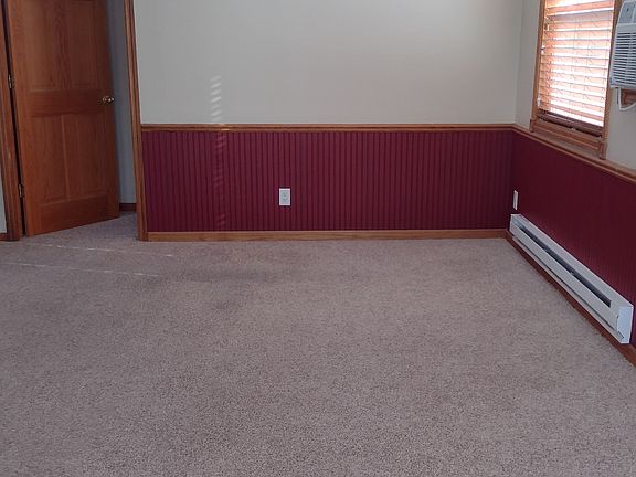 4th image of 1100 10th Ave N