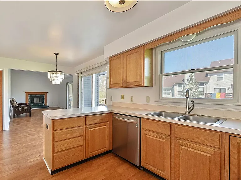 3212 Foxway Ct — Photo 7