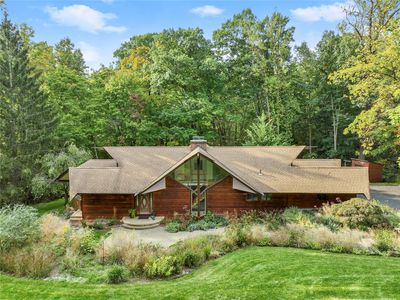 543 Scarborough Road, Briarcliff Manor, NY, 10510