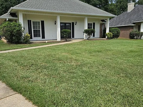 3 Lamplighter Rd, Pearl, MS 39208