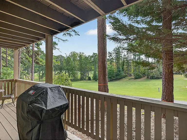 4001 Captains Walk Cir — Photo 13